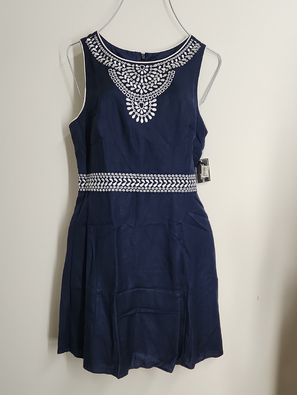 Jessica Howard Navy Dress with Elegant Embroidered Detailing Dize 14P.  # B15